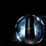 Новое укрепляющее сыворотка, активирующая энергию Shiseido Power Infusing Concentrate, 50 мл — фото 3