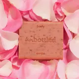 Кубик для тела с нейтральным pH Unbottled Shower gel without a bottle rose and shea, 110 г — фото 1