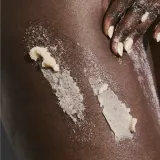 Пилинг для тела Sol de Janeiro Bum Bum Body Scrub, 220 г — фото 3