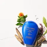 Солнцезащитный крем Shiseido Expert Sun Protector Lotion SPF50+ — фото 2