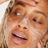 Пенка для лица: Папайя + Витамин C Youth To The People Brightening and exfoliating Superfruit cleansing gel, 150 мл — фото 5
