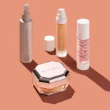 Тональный крем для лица Fenty Beauty Soft' Lit Naturally Luminous Foundation, 32 мл, оттенок 210 — фото 5