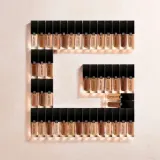 Рассветляющий уходовой тональный крем Givenchy Prisme Libre Skin-Caring Glow, 30 мл, оттенок W385 — фото 2
