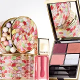 Рассыпчатые жемчужины для макияжа лица GUERLAIN Meteorites, 20 г, оттенок Rose — фото 5