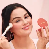 Матовая румяна для щек Rare Beauty Soft Pinch Matte Bouncy Blush, 6.4 г, оттенок Grateful — фото 1