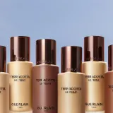 Пудра для лица с эффектом сияния Shimmering Powder GUERLAIN Terracotta Luminizer, 10 г, оттенок 00 Ivory — фото 5