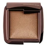 Рассветляющий порошок для лица Hourglass Ambient Lighting Powder, 10 г, оттенок Diffused Light — фото 6