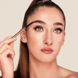 Карандаш для бровей Charlotte Tilbury BROW CHEAT, 0.1 г, оттенок Natural Brown — фото 3