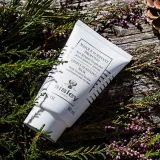 Sisley Deeply Purifying Mask маска для лица очищающая с тропическими смолами 60 мл — фото 2