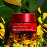 Clarins Super Restorative Дневной крем для лица для очень сухой кожи 50 мл — фото 1