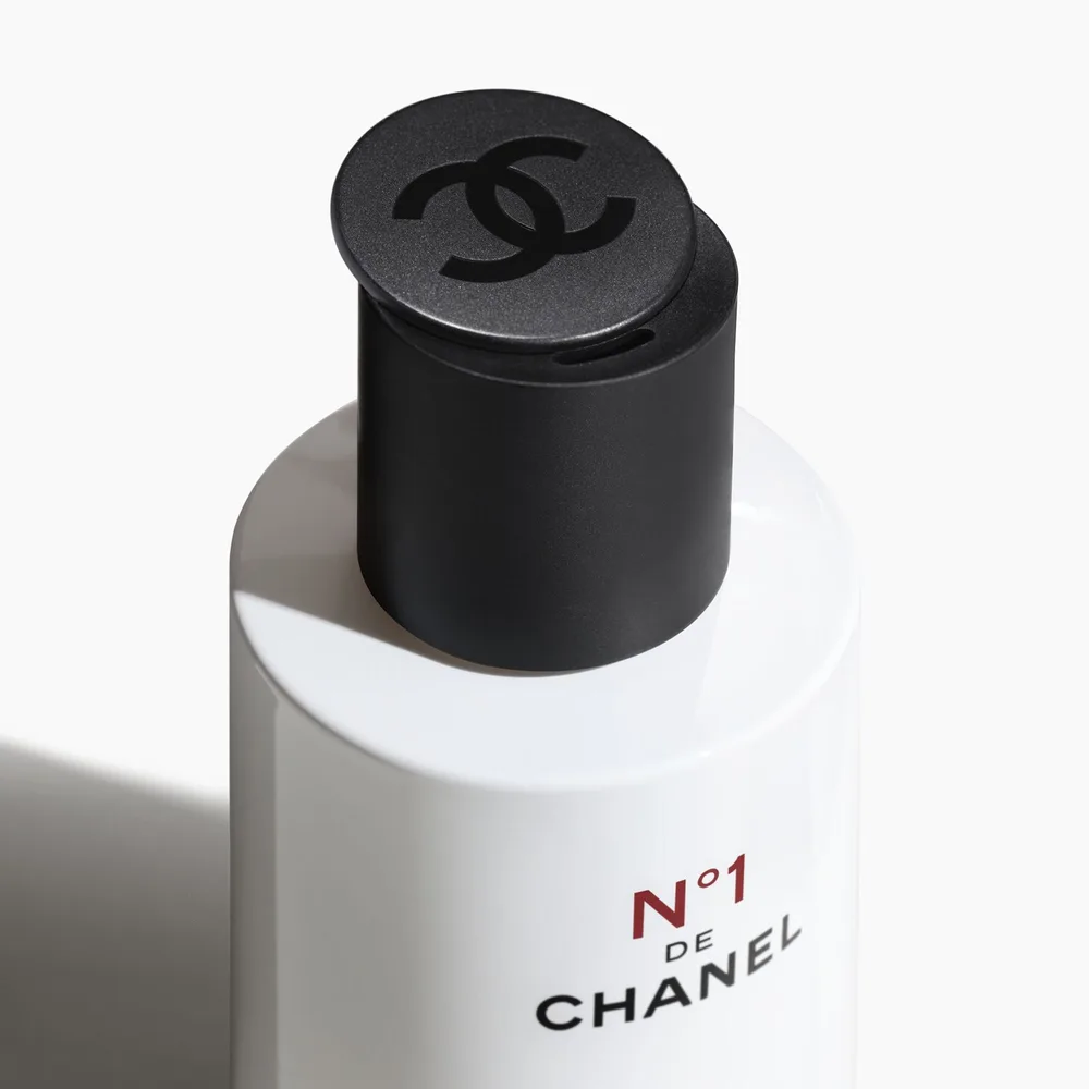 Лосьон Ревитализирующий для зрелой и проблемной кожи лица Chanel N°1 DE CHANEL, 150 мл