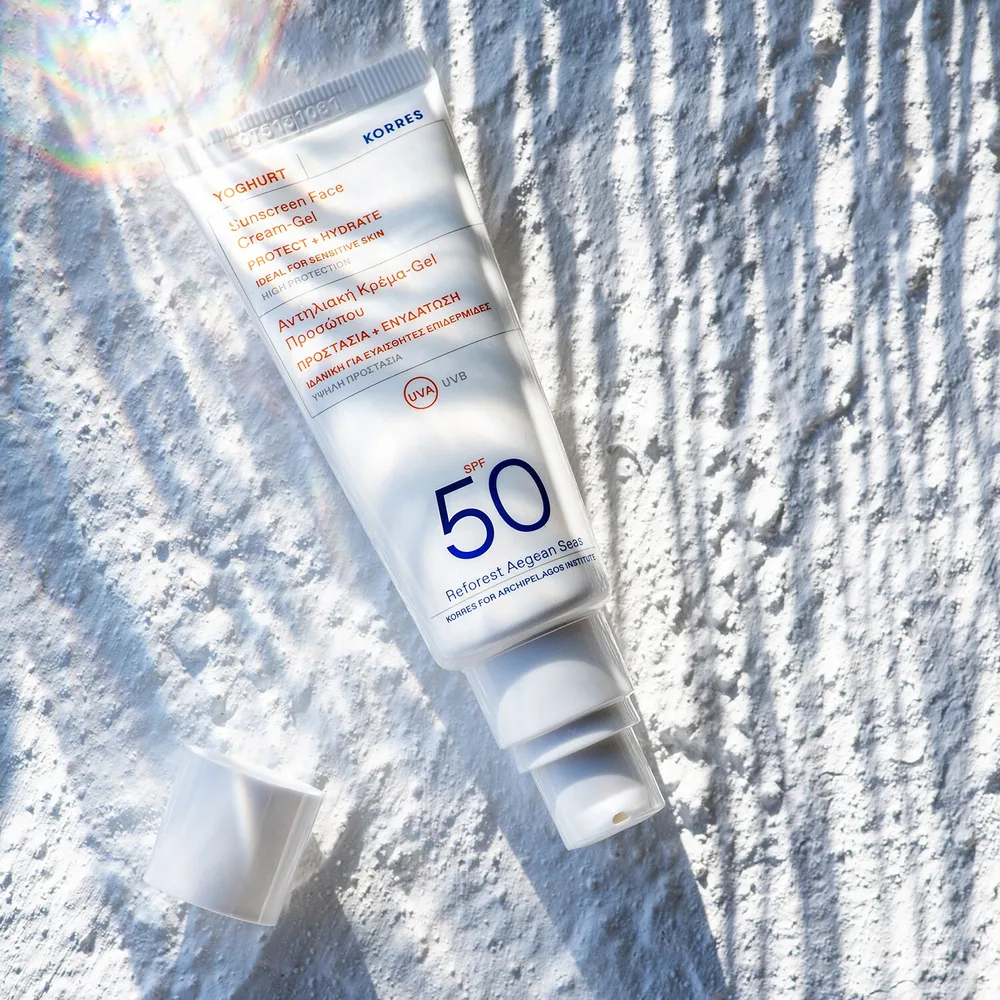 Korres Yoghurt крем-гель для лица солнцезащитный SPF50 40 мл