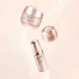 Крем для лица на день против морщин с защитой SPF25 Shiseido Benefiance, 50 мл — фото 2