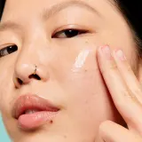 Легкий увлажняющий крем, сужающий поры Benefit Cosmetics The POREfessional Smooth Sip — фото 1