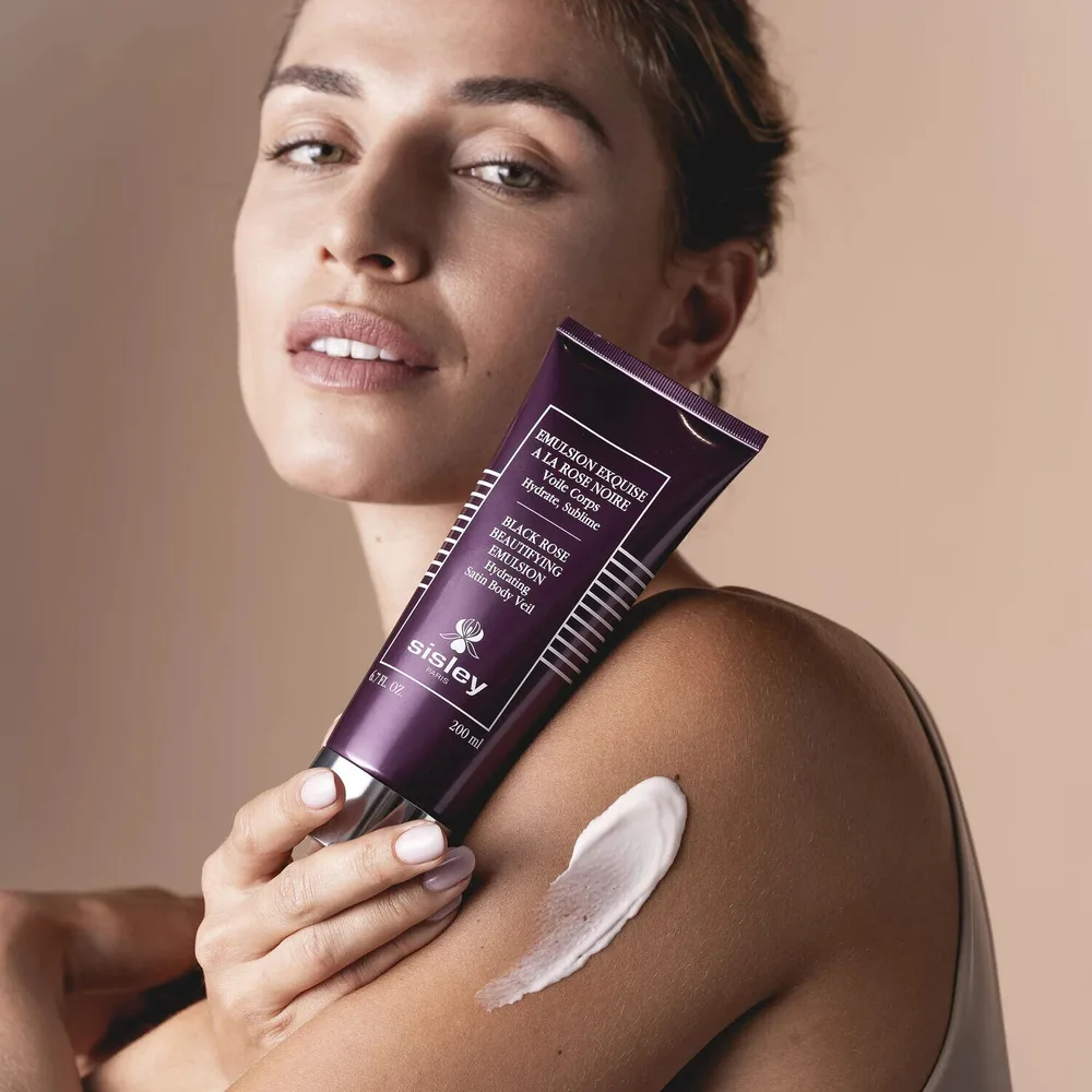 Sisley Black Rose Emulsion эмульсия для тела увлажняющая 200 мл