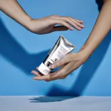 Sisley Restorative Hand Cream Крем для рук и ногтей увлажняющий 75 мл — фото 2