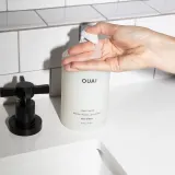 Ouai Hand Wash отшелушивающее жидкое мыло для рук 437 мл — фото 2