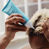 Living Proof Scalp Care Dry Scalp Treatment Несмываемый уход для сухой кожи головы, 100 мл — фото 2