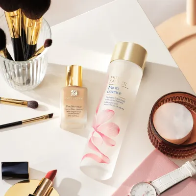 ESTEE LAUDER Micro Essence Treatment Lotion Fresh with Sakura Ferment эссенция для лица