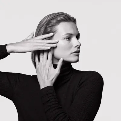 Крем для лица на день: Выглаживает, Уплотняет Chanel LE LIFT OIL-IN-CREAM, 50 мл