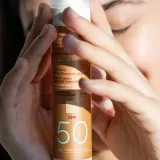 Korres Red Grape крем для лица тонирующий солнцезащитный SPF50, 50 мл — фото 3