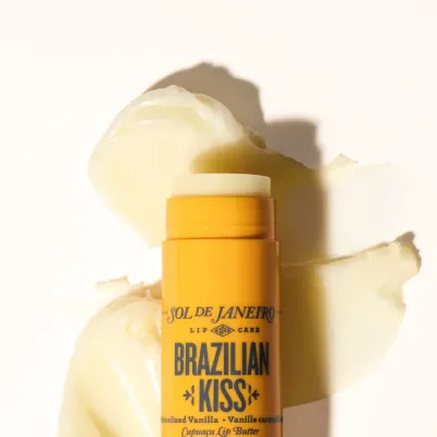 Sol de Janeiro Brazilian Kiss бальзам для губ с маслом купуасу 6,2 г