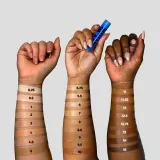 Milk Makeup Hydro Grip Gel Concealer увлажняющий корректор-стик 14 г, оттенок 8.5 — фото 1