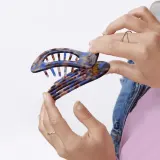Sephora Collection Flat Claw Clip плоский зажим-краб для волос 1 шт, Płaska spinka для волос — фото 2