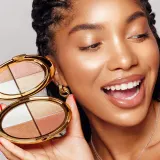 Tarte Glow Wardrobe палетка хайлайтеров для лица и век 4 по 1,6 г — фото 2