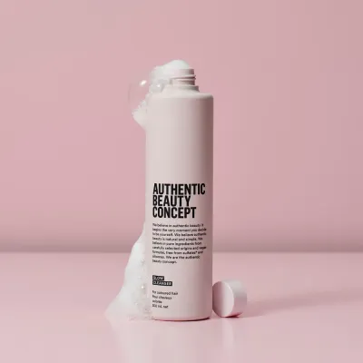 Authentic Beauty Concept Glow Cleanser шампунь для окрашенных волос 300 мл