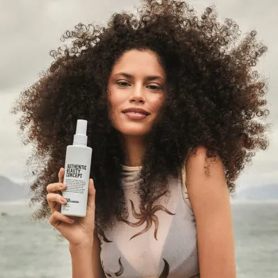 Authentic Beauty Concept Hydrate Spray Conditioner несмываемый увлажняющий кондиционер-спрей для волос 250 мл