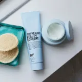 Authentic Beauty Concept Hydrate Lotion лосьон несмываемый против пушистости волос 150 мл — фото 3
