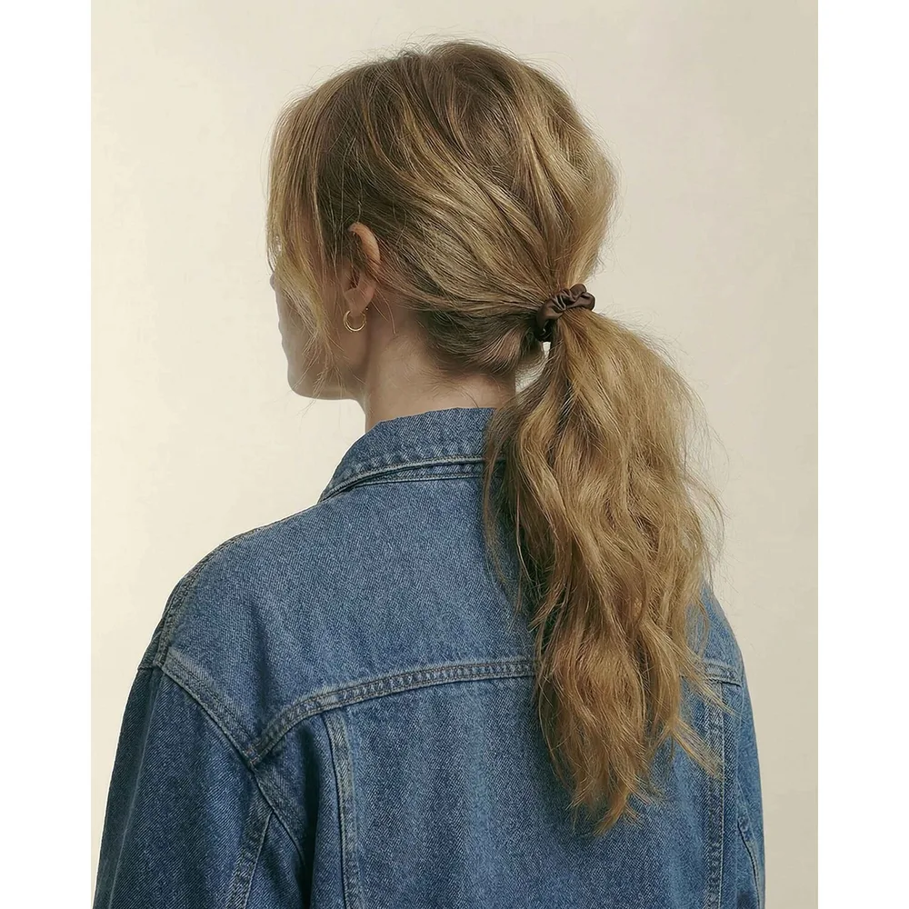 Luare The Mini Scrunchies шёлковые резинки для волос Nougat 2 шт
