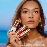 Charlotte Tilbury Unreal Highlighter Stick хайлайтер-стик для лица Glazed Goddess, 9 г — фото 4