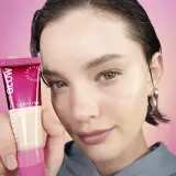 Sephora Collection Watch That Glow Complexion Filter тональный флюид с эффектом сияния 25 мл, оттенок 01 Fair — фото 5