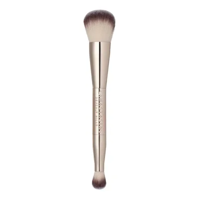 Anastasia Beverly Hills Impeccable Brush двусторонняя кисть для макияжа лица 1 шт