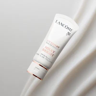 LANCOME UV Expert Youth Shield крем для лица солнцезащитный SPF 50 50 мл