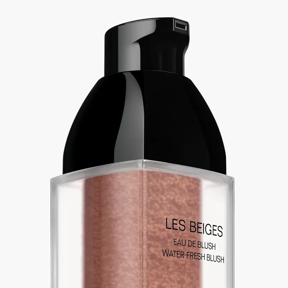 Chanel Les Beiges Eau de Blush румяна жидкие, 15 мл, оттенок Intense Coral