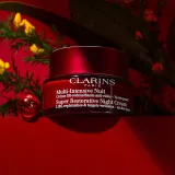 Clarins Super Restorative крем для лица ночной для всех типов кожи, 50 мл — фото 5
