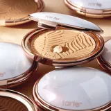 Tarte Amazonian Clay 16-hr Пудра-основа с эффектом блюр 18N fair-light neutral 8 г — фото 4