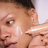 Fenty Skin Watch Ya Tone Сыворотка для лица с витамином C и ниацинамидом, сменный блок, 30 мл — фото 1