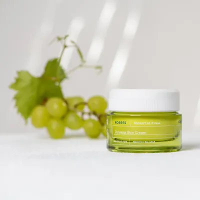 Korres Santorini Grape крем для лица уменьшающий видимость пор 40 мл