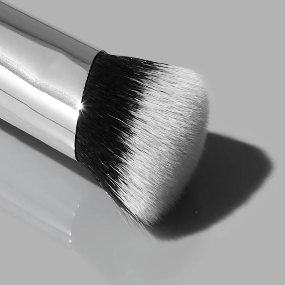 Haus Labs By Lady Gaga Cruelty-Free Concealer Brush кисть для консилера, 1 шт