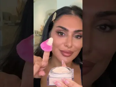 Huda Beauty Powder Puff Easy Bake набор пуховок для пудры, 2 шт, Powder Puff duo