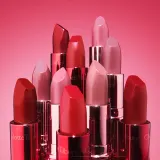 Charlotte Tilbury Matte Revolution Hollywood Beauty Icon помада для губ матовая 3,5 г, оттенок Hollywood Vixen — фото 3
