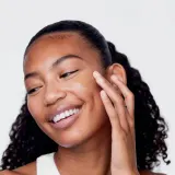 Clinique Anti-Blemish Solutions Тональное средство для лица матирующее 30 мл, оттенок CN 08 Linen — фото 3