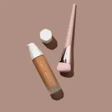 Fenty Beauty Precision Foundation Brush 145 кисть для тонального средства 45 г — фото 2