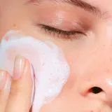 Clarins пенка для умывания деликатная успокаивающая 125 мл — фото 1