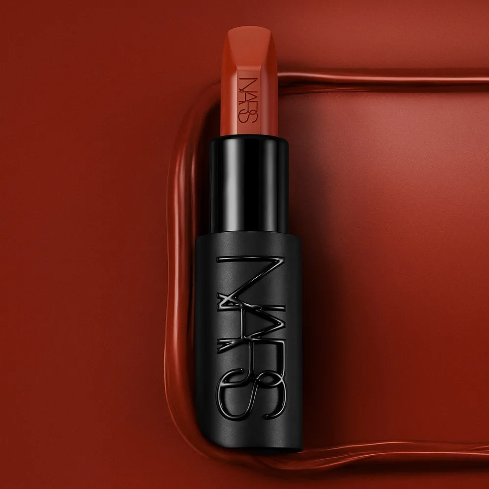 NARS Explicit Lipstick помада для губ сатиновая, оттенок Unauthorized