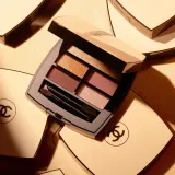 Chanel LES BEIGES палетка теней для век натуральных оттенков 4.5 г, оттенок Golden — фото 4